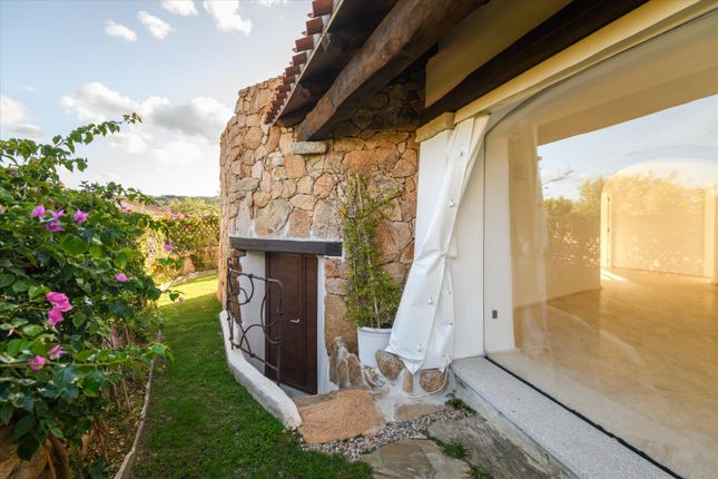 Villa for sale in Porto Rotondo, Sassari, Sardinia, Italy