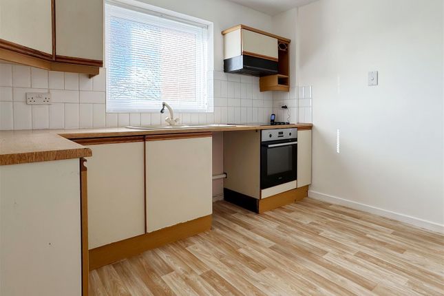 3, Summerlea Gardens, Church Street, Littlehampton photo 5