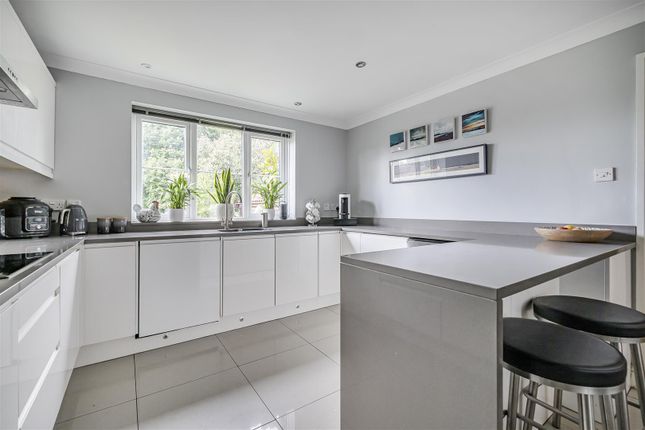 1 The Beeches, Westbury Road, Bratton photo 3