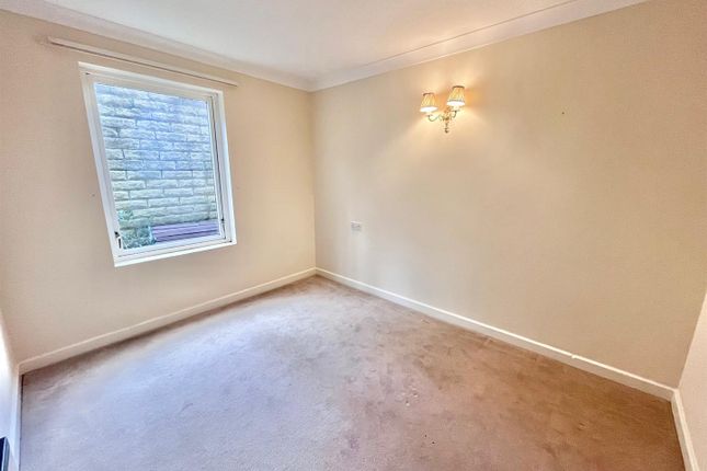 Flat for sale in Retirement Apartment, Park Road, Buxton