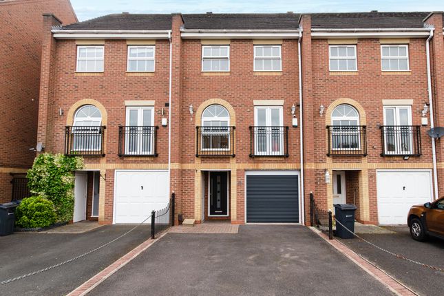 Thumbnail Town house for sale in Warren House Walk, Walmley, Sutton Coldfield