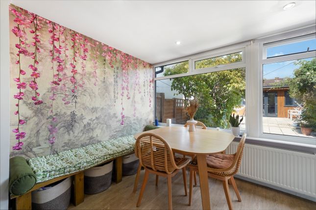 301, Torbay Road, Harrow photo 4