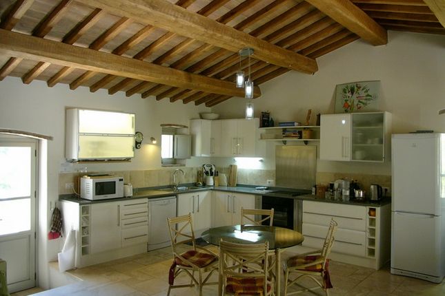 Farmhouse for sale in Camporeggiano, Gubbio, Perugia, Umbria, Italy