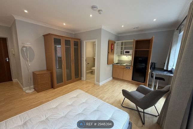 Flat A, Marlow Bottom, Marlow photo 2