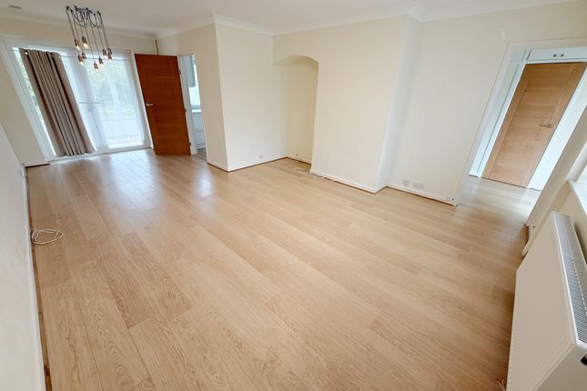 Wimborne Road, Bournemouth photo 3