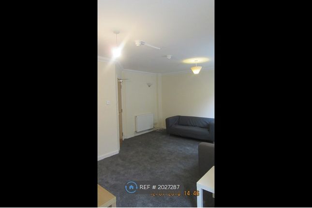 Semi-detached house to rent in Rosefield Street, Dundee