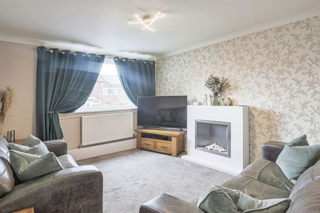 End terrace house for sale in Brayton Close, Leeds