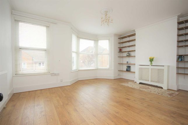 Thumbnail Flat to rent in Greenleaf Road, Walthamstow
