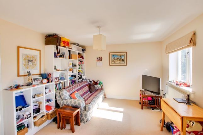 Flat 8, New Road Court, Bradford-On-Avon photo 2
