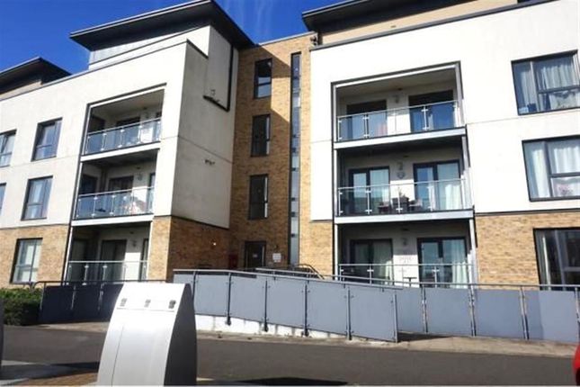 Thumbnail Flat for sale in Hammonds Drive, Peterborough