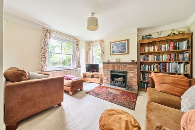 Field Cottage,, High Street, Southampton photo 3