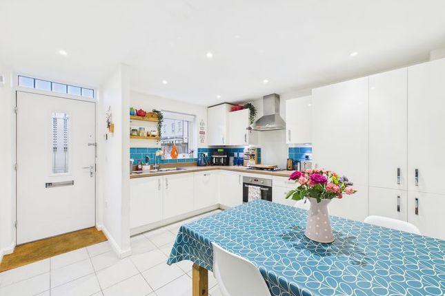 7, Long Meadow Lane, Falmouth photo 3
