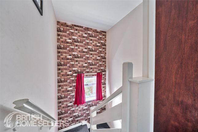 Flat 4, 10, Ashcombe Park Road, Somerset photo 3