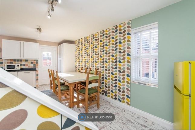 B Ashleigh Grove, West Jesmond, Newcastle Upon Tyne photo 3