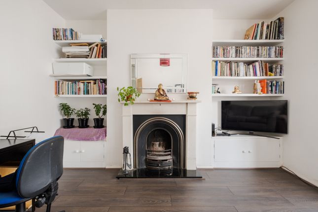50B, Coniston Road, London photo 2