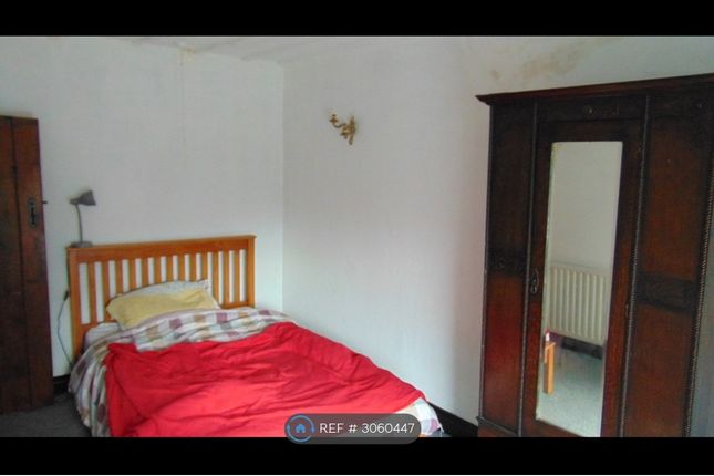 Rhys St, Trealaw, Tonypandy photo 5