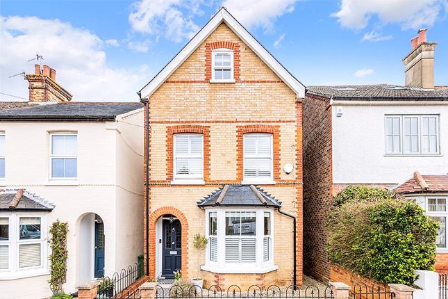 Thumbnail Detached house for sale in Springcopse Road, Reigate