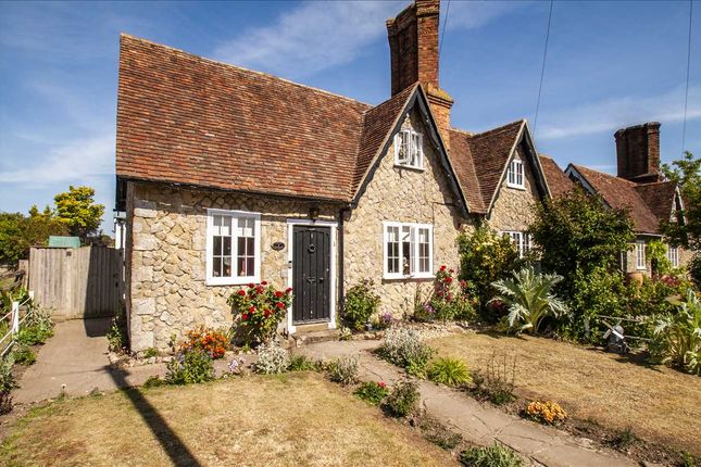 2 Bedroom Houses to Buy in Ashford, Kent - Primelocation