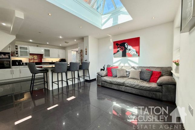 19 Sherwood Dene, Nottingham photo 2
