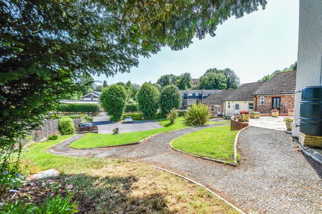 Flat 4, 12, May Lane, Dursley photo 4