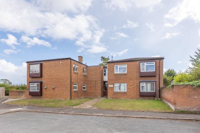 1-bed flat on 21, Chestnut Close, Aston Clinton, £145,000