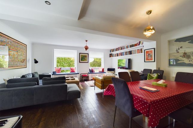 12, Constable Walk, London photo 4