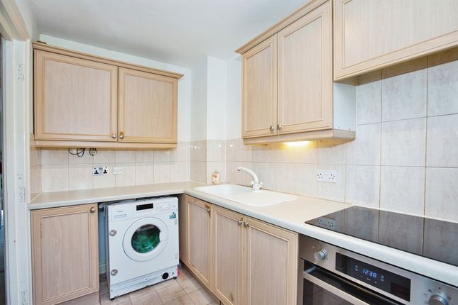 Town house for sale in Guinevere Close, Yeovil