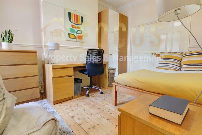 14 Lorne Road, Leicester photo 3
