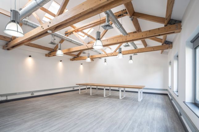 Office to let in Clere House, 3 Chapel Place, Shoreditch
