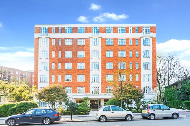 Flat to rent in Grove End Gardens, Grove End Road, St John's Wood, London