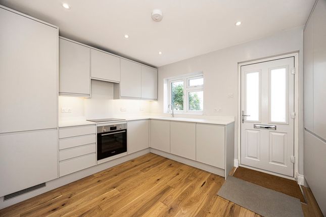 9, Cross Road, Dartford photo 2