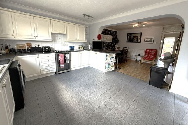 1 Dodd Close, Caister-on-Sea, Great Yarmouth photo 3