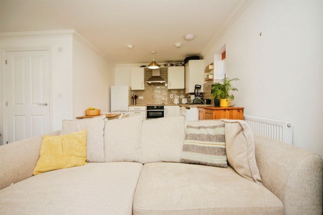 71, Quarry Avenue, IPSWICH photo 2