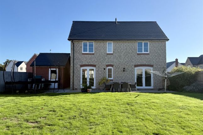 39, The Spires, Moreton-On-Lugg photo 3