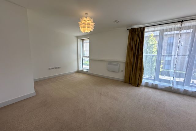 Fire Fly Avenue, Swindon photo 4