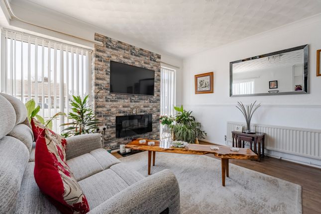 8 Old Vicarage Park, King's Lynn photo 2