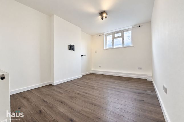 Flat 59a, Bellegrove Road, Welling photo 3