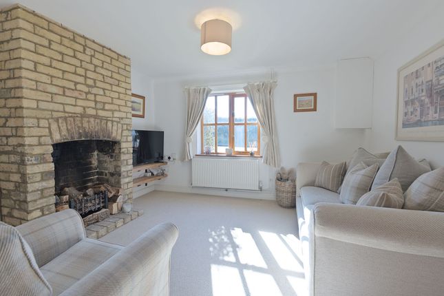 70 Newtown, Henlow photo 3
