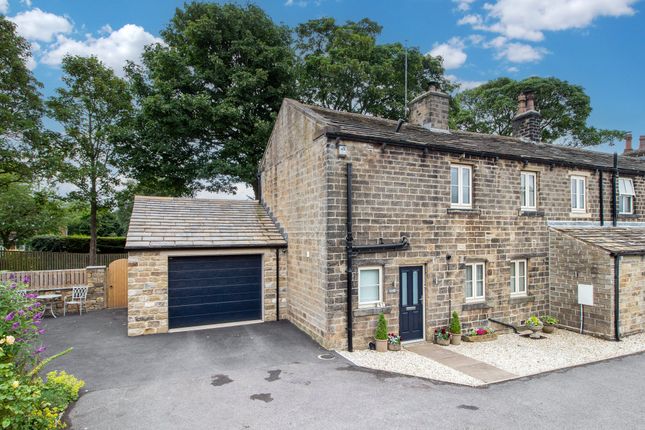 Thumbnail Barn conversion for sale in Penistone Road, Shelley, Huddersfield