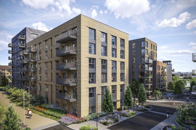 Flat for sale in Gadwall Quarter At Woodberry Down, Woodberry Grove, London