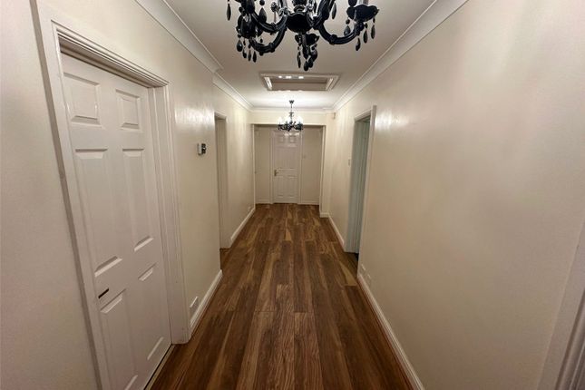 11, Langley Road, Slough photo 2
