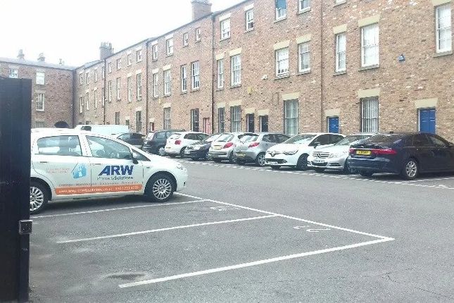 Parking/garage to rent in Seymour Street, Liverpool