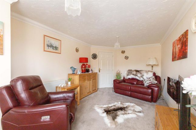 Flat 43 Llewelyn Lodge, 21, Cooden Drive, Bexhill-On-Sea photo 4