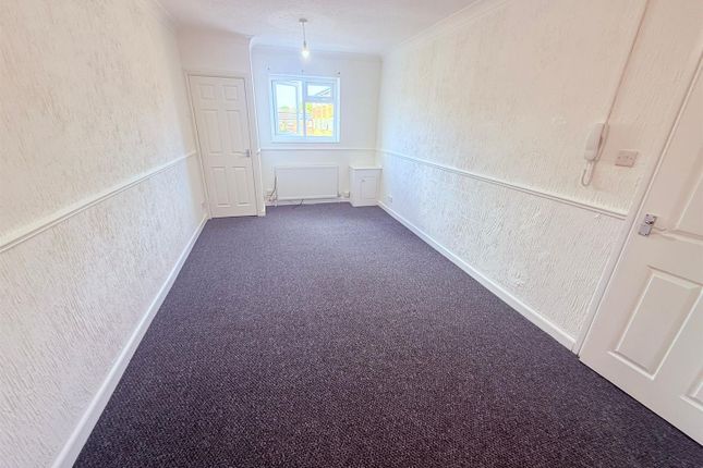 60, Flat 6 West Street Orford, Warrington photo 4