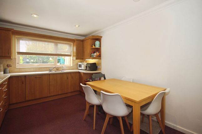 2, Manor Orchard, Leamington Spa photo 4