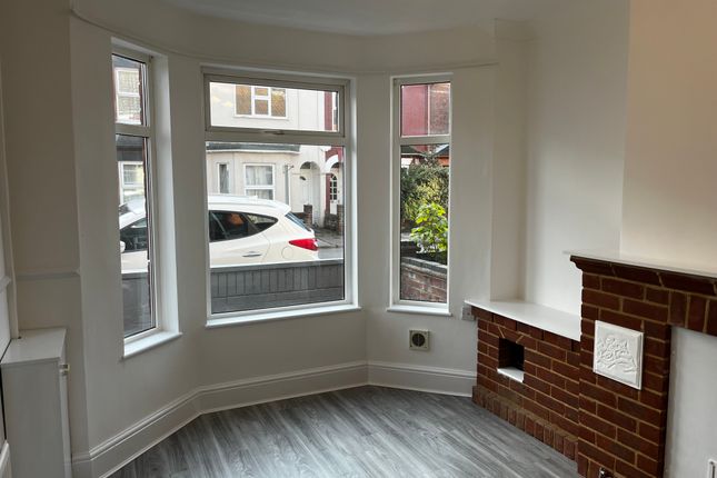 Terraced house to rent in Worthing Road, Lowestoft