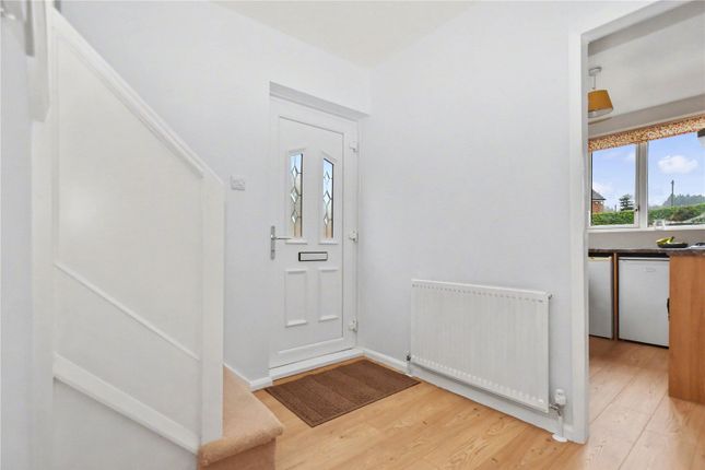 14, Westroyd, West Yorkshire photo 4