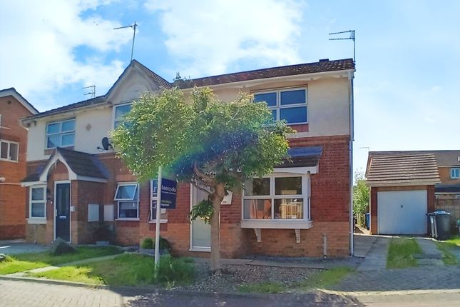 Thumbnail End terrace house for sale in Foxglove Close, Kingswood, Hull