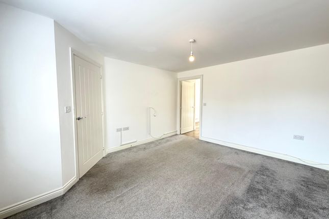 20, Gates Drive, Maidstone photo 4