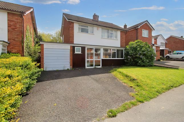 Detached house for sale in Vandyke Road, Oadby, Leicester